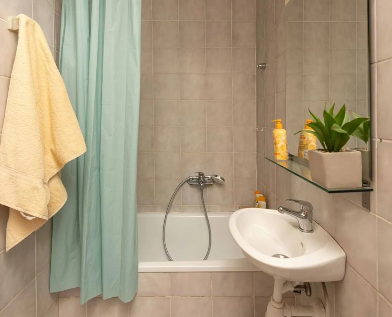 Apartment Studio With Free Parking - Short Walk From Ljubljana'S Center